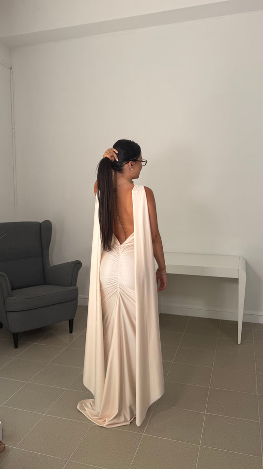 DRESS ROSES