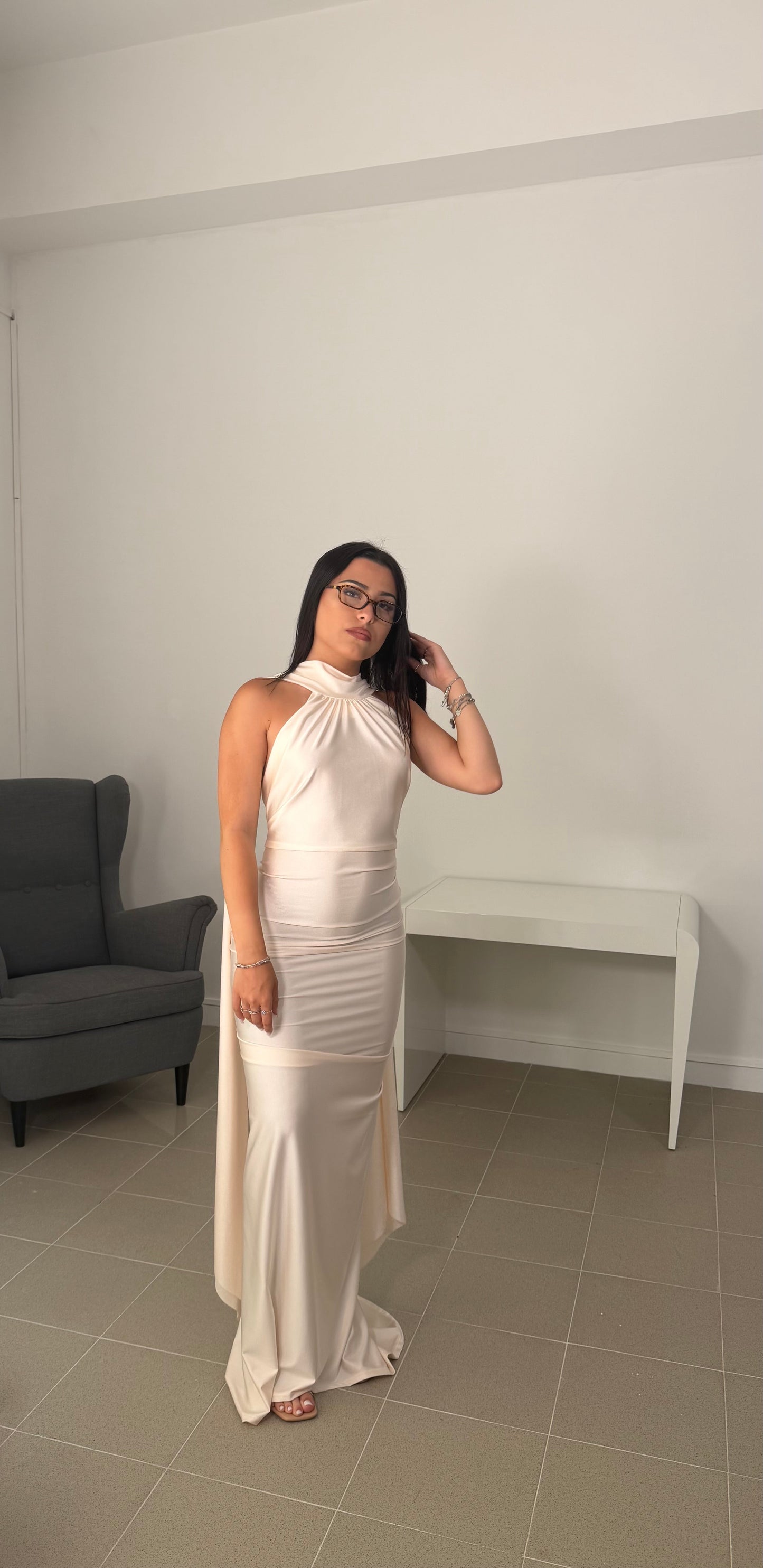 DRESS ROSES