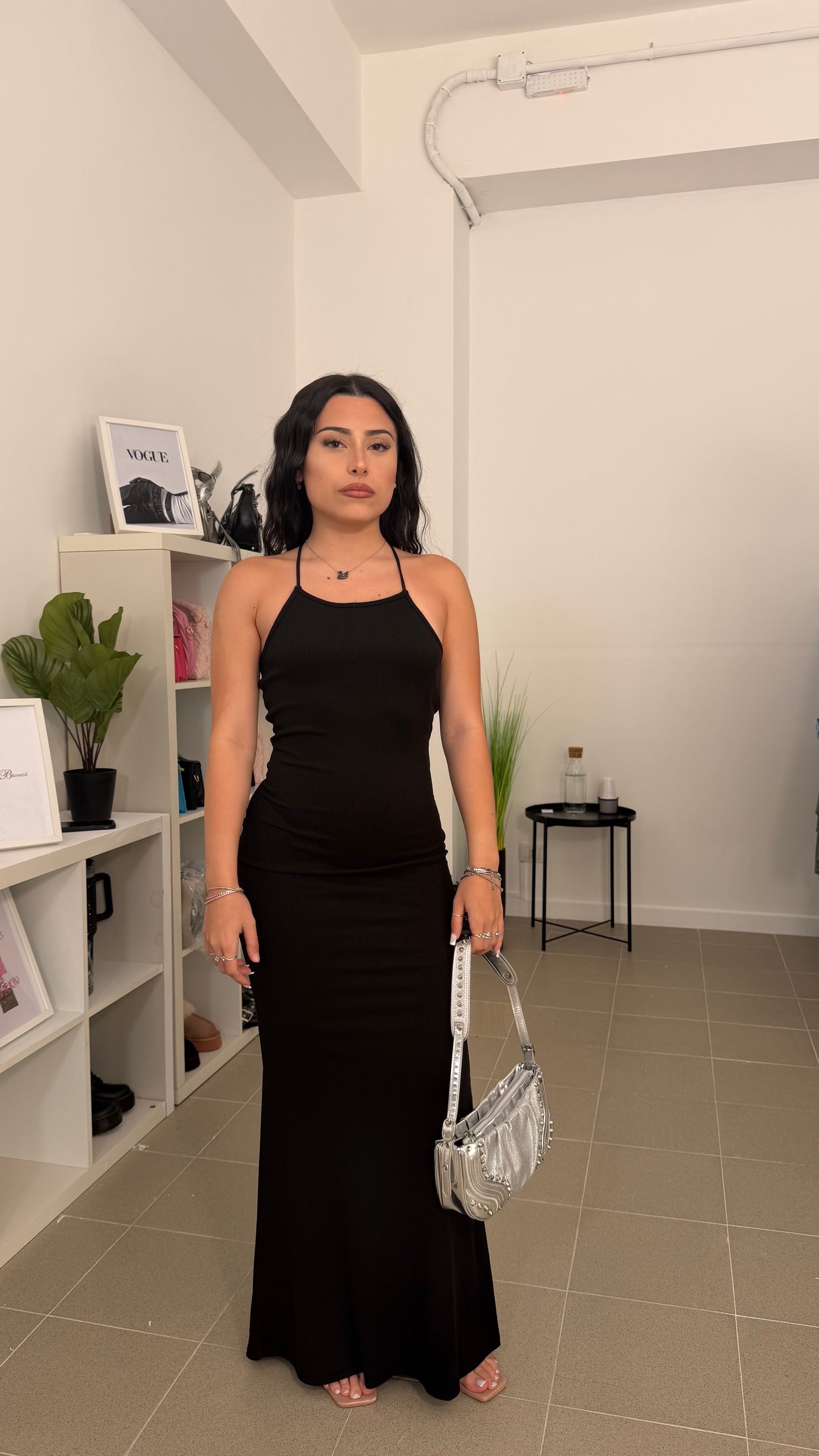 DRESS ALLY