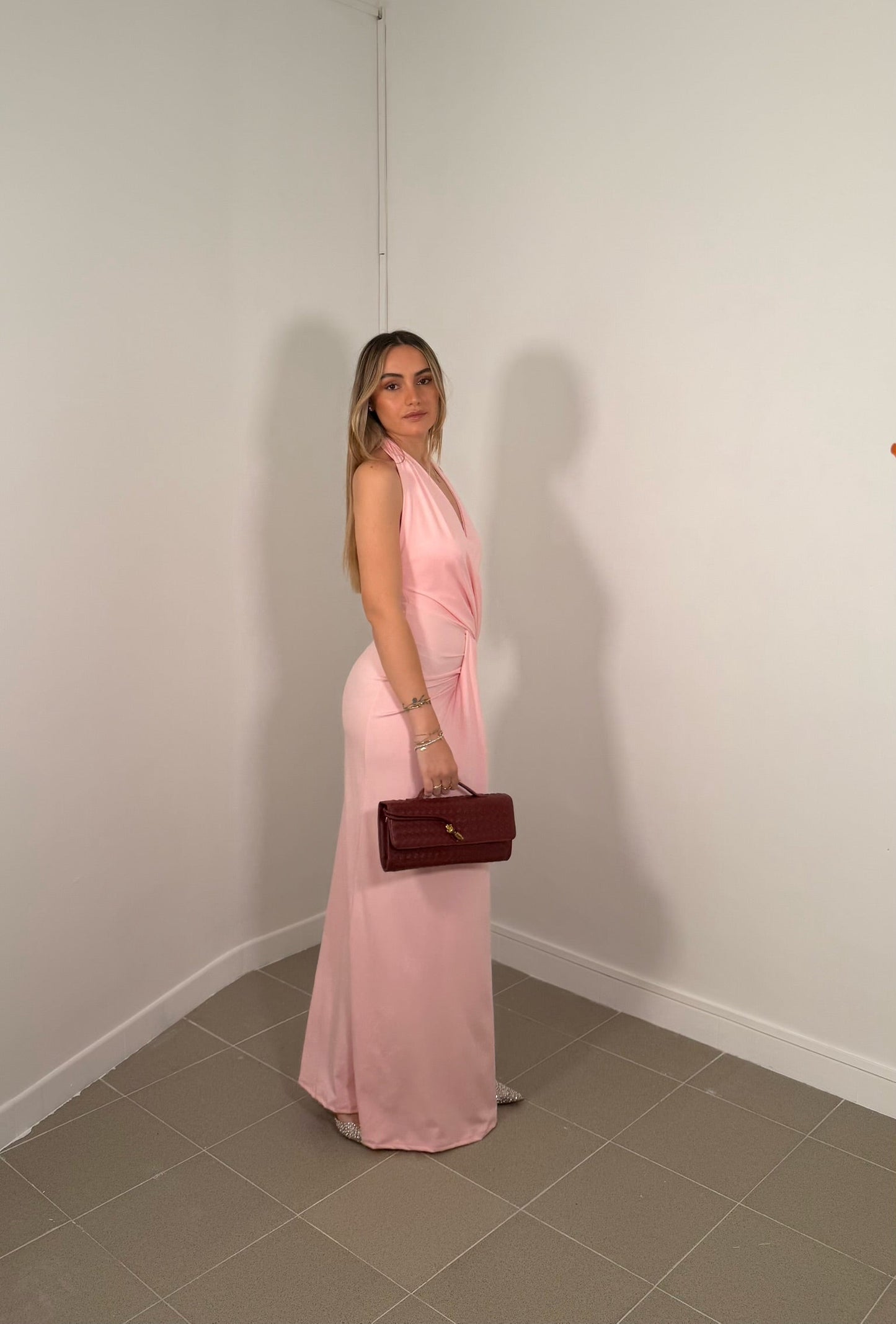 DRESS DINASTY